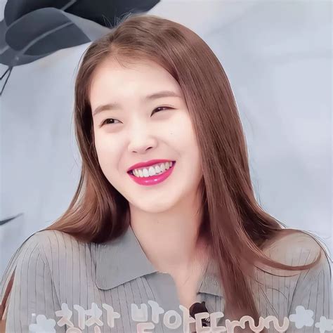 IU - Face : r/aiyu