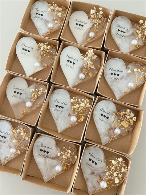 unique wedding favoursmagnet wedding gifts  guestsbaptism party