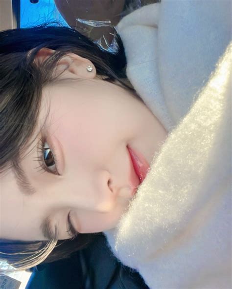 나연 (@nayoni.o) • Instagram photos and videos