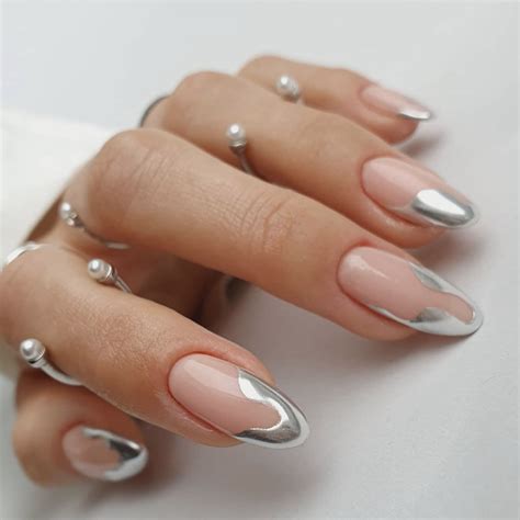 chrome nail art design 6