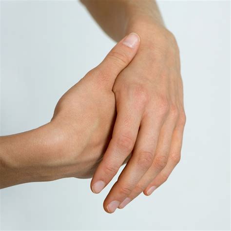 Symptoms you should never ignore: numbness | Symptoms, Low estrogen