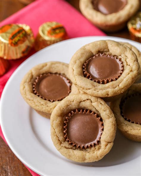 Reese's Peanut Butter Cups Minis Unwrapped Calories | packpackusa.com