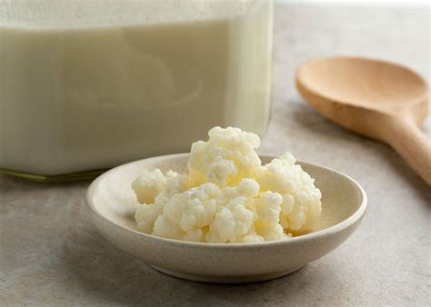 kefir description history origin probiotics benefits facts