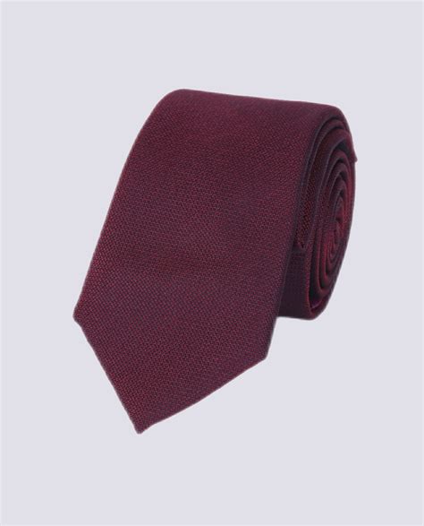 plain burgundy textured tie