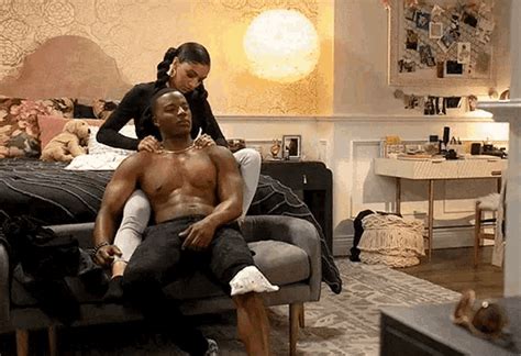 Spelivia Spencer X Olivia GIF - Spelivia Spencer X Olivia Yonah - GIF ...