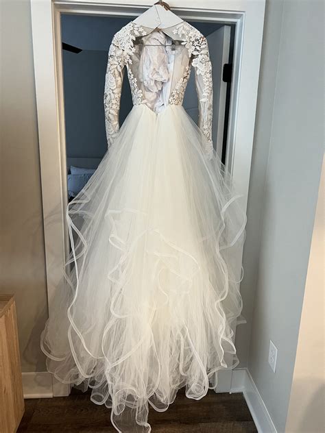Hayley Paige Wedding Dress Save 42% - Stillwhite