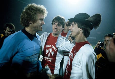 johan cruijff  pinterest  york cosmos fc barcelona  marco