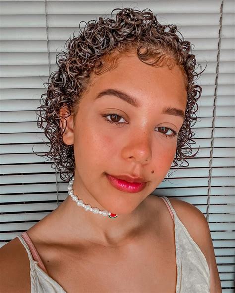 Penteados Cabelo Em Transição - Penteados para cabelo em transição: 30 fotos e algumas dicas incríveis
