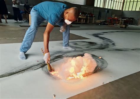 alien art centre artists cai guo qiang