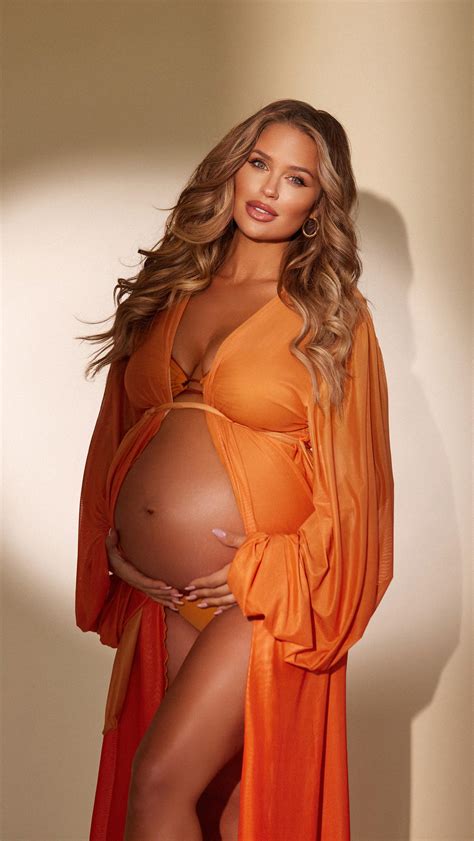 Kristen Gaffney | Something a WOMAN can do that a MAN cannot: create a