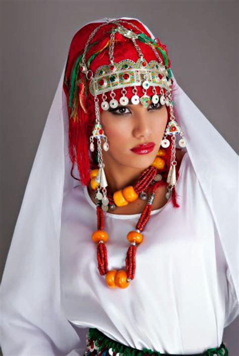 Africa | Portrait of a Berber / Amazigh woman | Beauty around the world