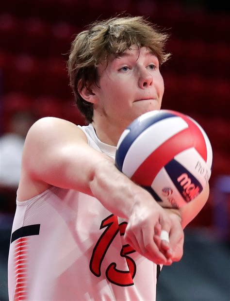 Xavier girls volleyball team advances to title match; Appleton North