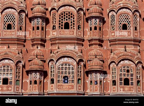 Architectural detail of Hawa Mahal (Palace of Winds) in Jaipur India ñ ...