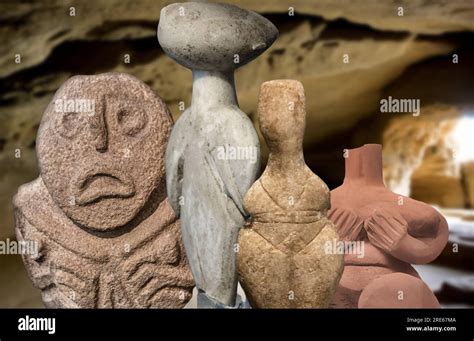 neolithic art  statuettes dating    neolithic era stock