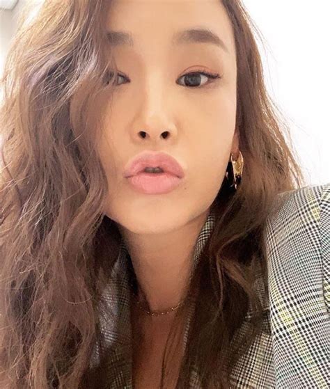 Bae yoon jung company - lalaftip